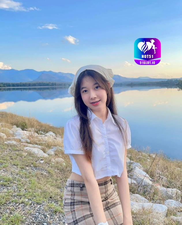 Ayu Pratama ​HOT51