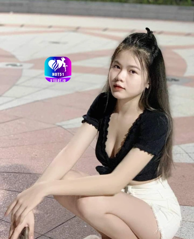 Ayu Rahmawati HOT51
