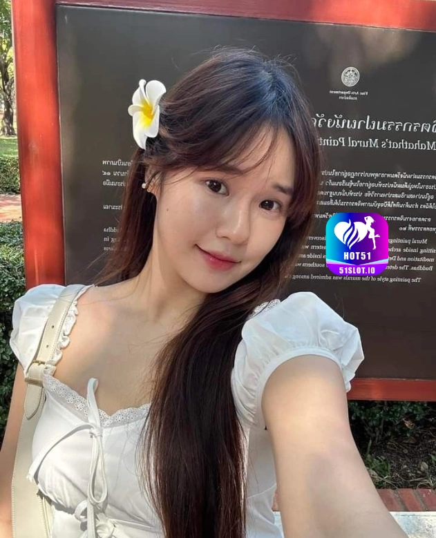 Bella Pertiwi HOT51