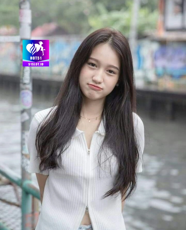 Bella Pertiwi HOT51