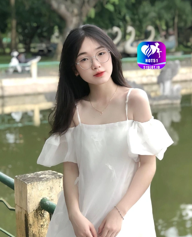 Citra Permatasari HOT51