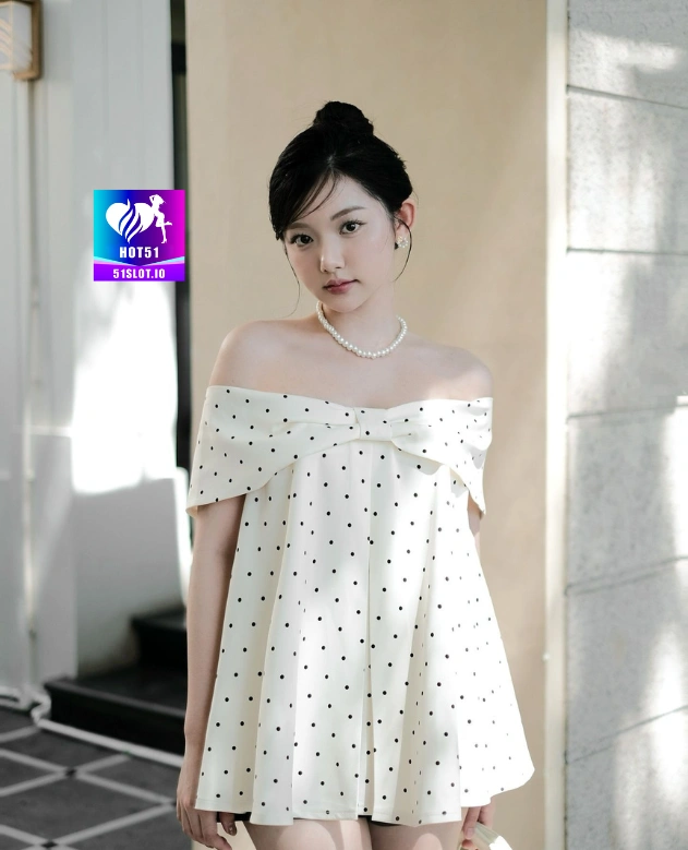 Citra Wijaya HOT51