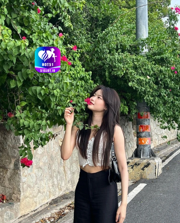 Dana Hutabarat HOT51