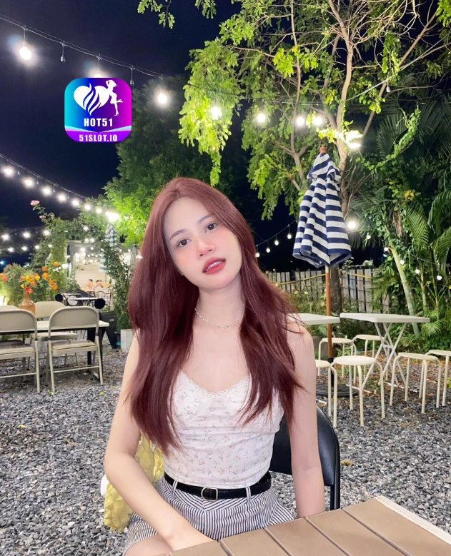 Dewi Syahrini HOT51