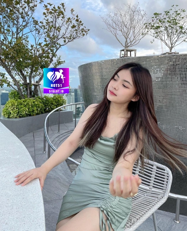Dina Gunawan HOT51