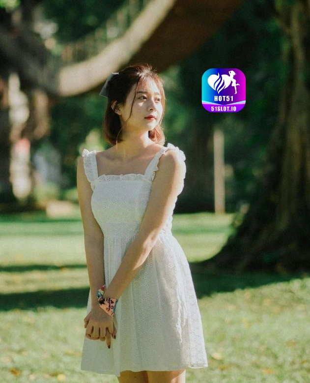 Dina Permatasari HOT51