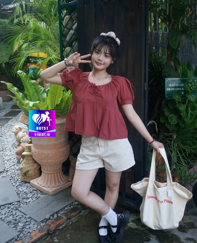 Dina Utami HOT51