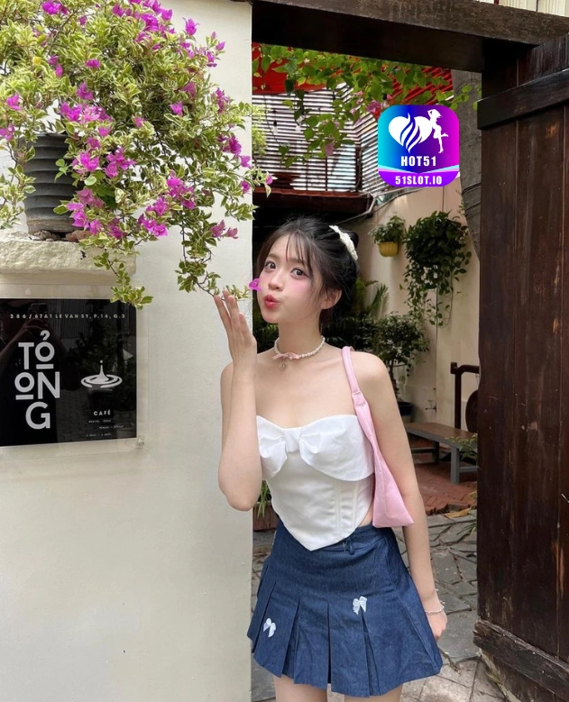 Dina Wijaya HOT51