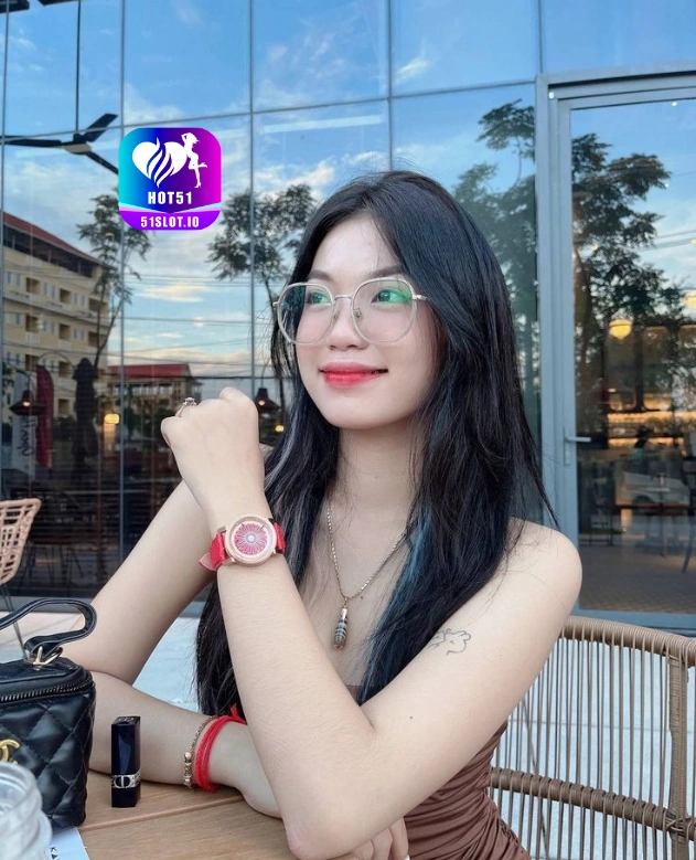 In Tan Kartika HOT51