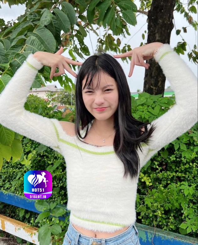 Indah Ganaway HOT51