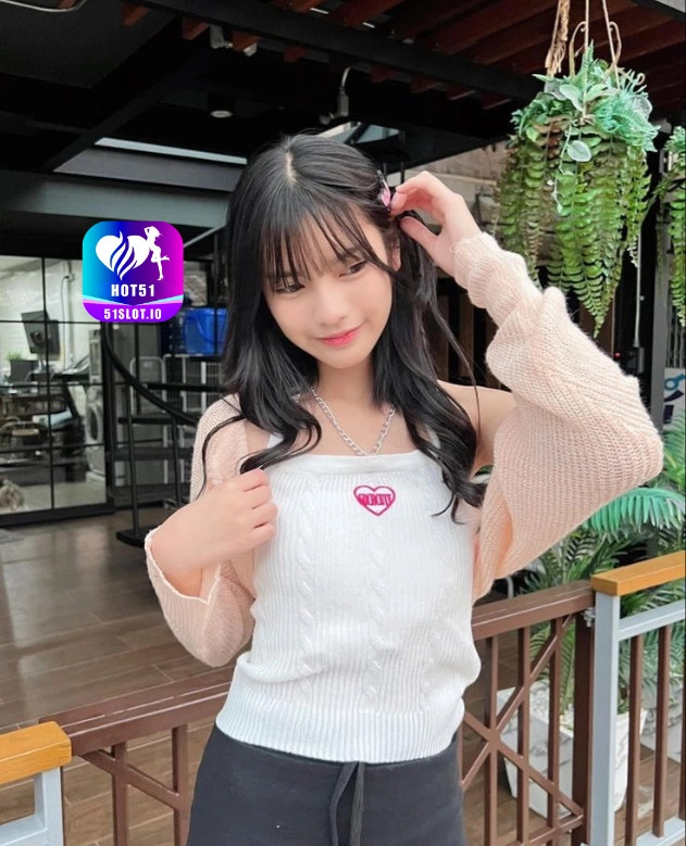 Indah Ganaway HOT51