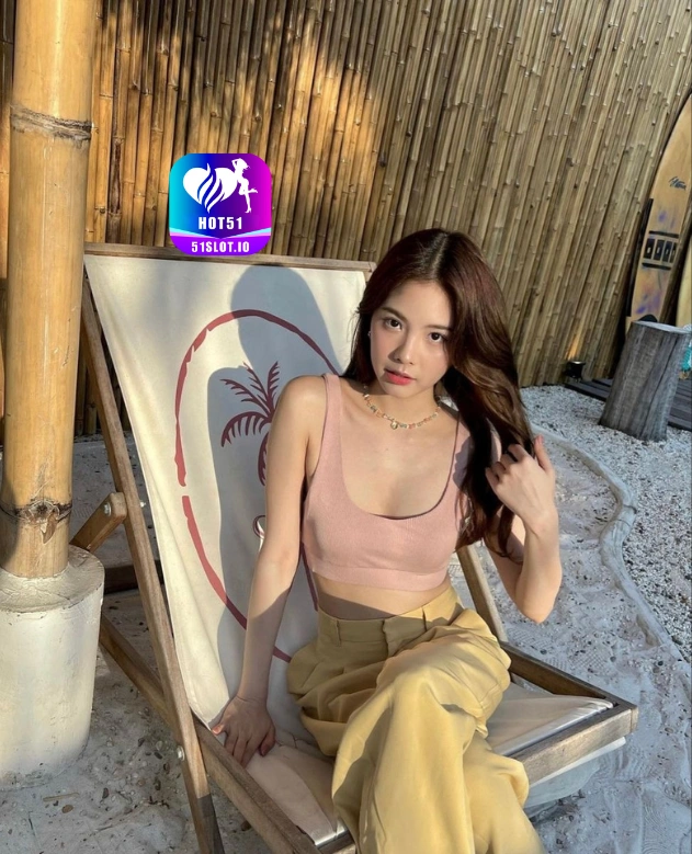 Indah Permatasari HOT51