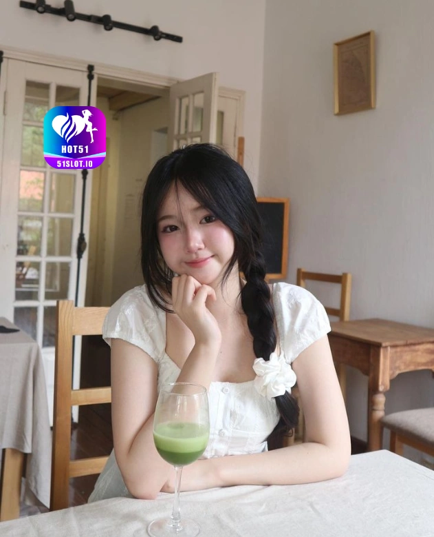 Indah Pratama HOT51