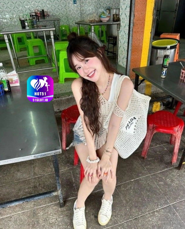 Indah Saputra HOT51