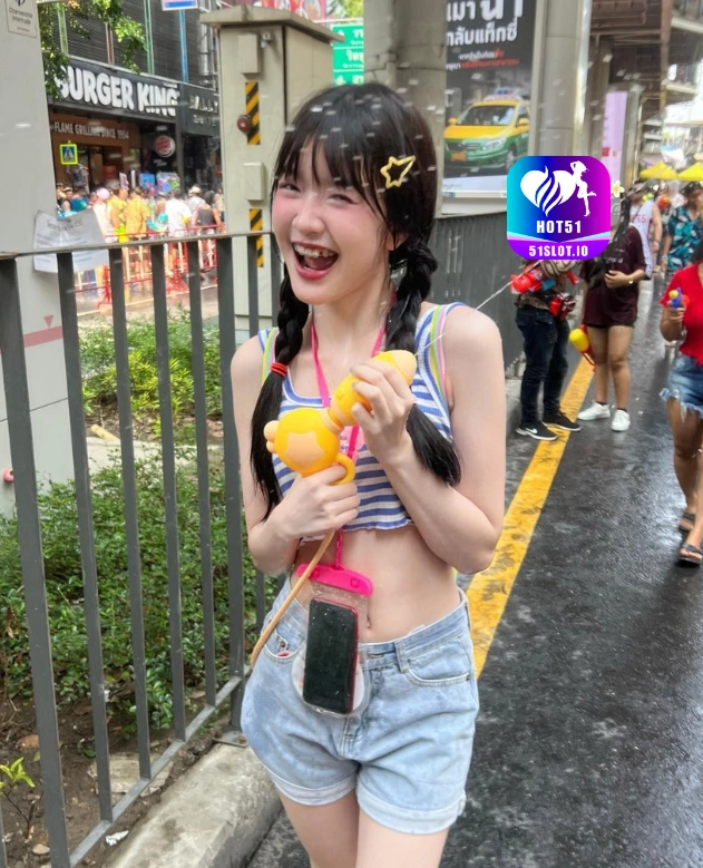 Intan Hutabarat HOT51