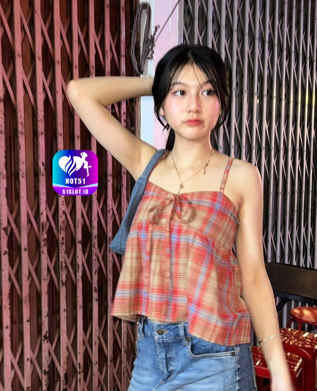 Intan Syahrini HOT51
