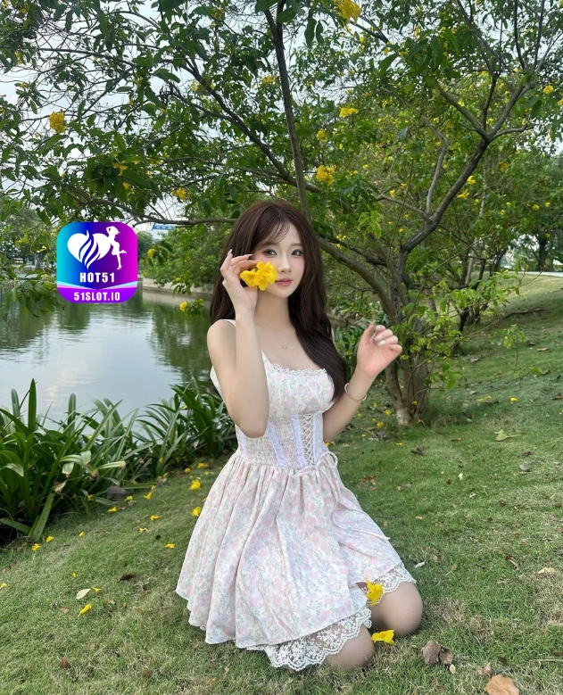Lestari Anggraini HOT51
