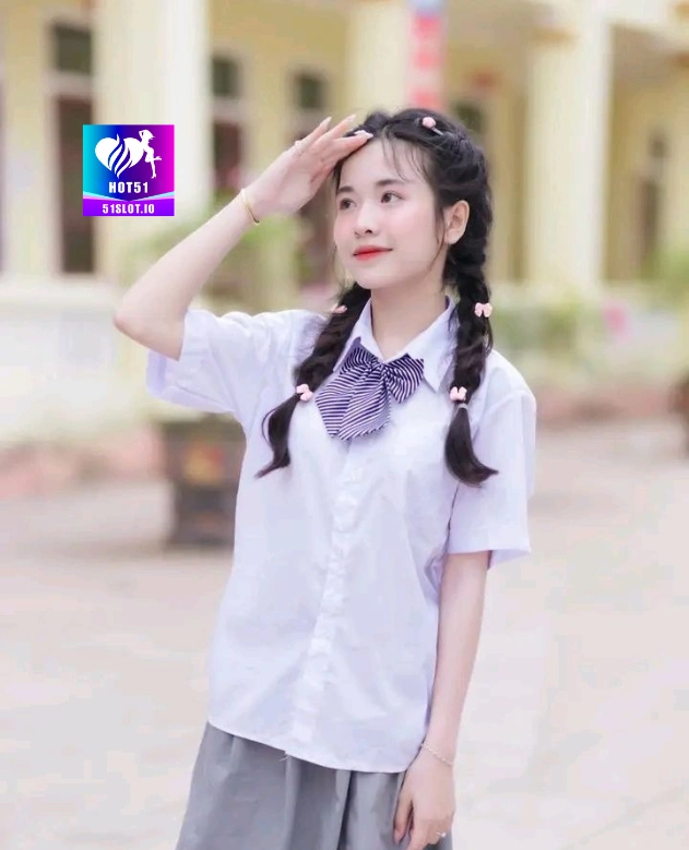 Lestari Hutabarat HOT51