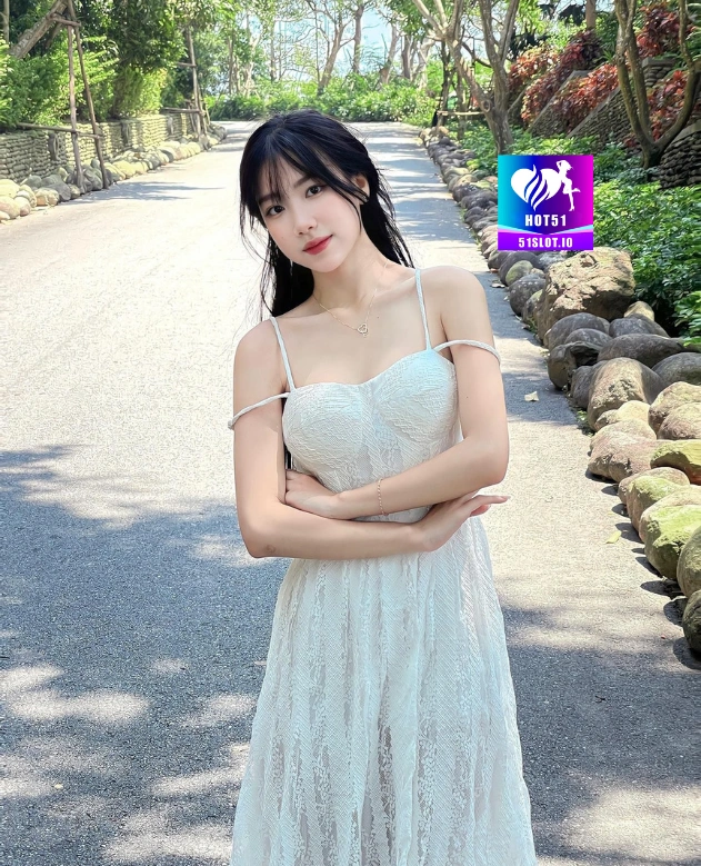 Lestari Wulandari HOT51