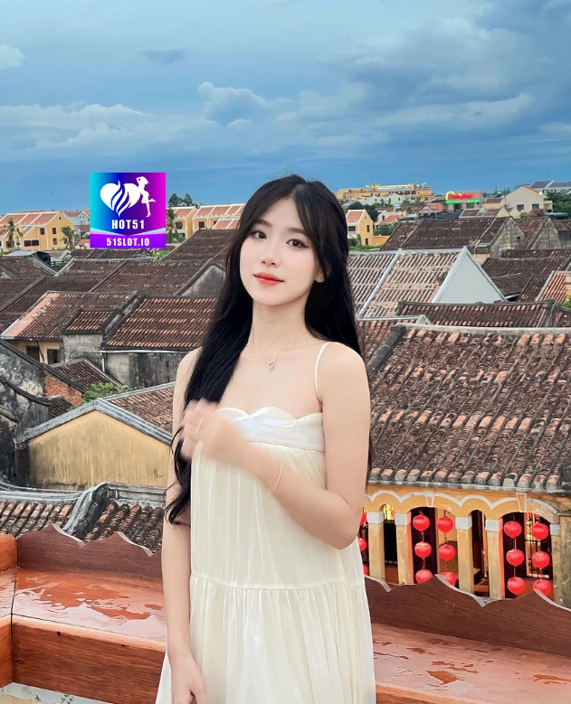 Lestari Wulandari HOT51