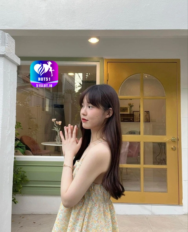 Nia Rahmatis HOT51