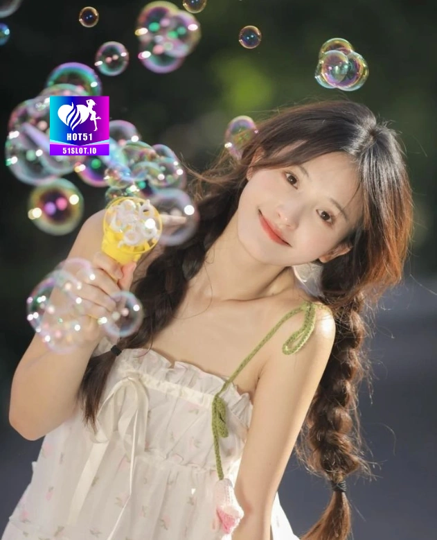 Nia Wijaya HOT51