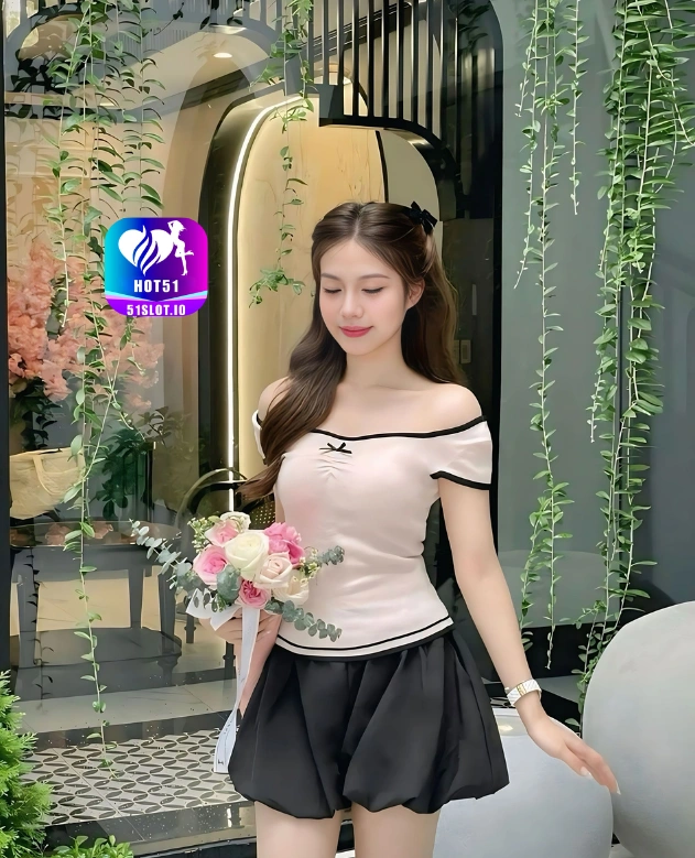 Nipa Rahmawati HOT51