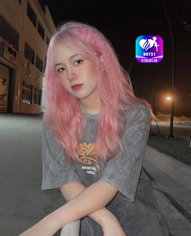 Noa Utami HOT51