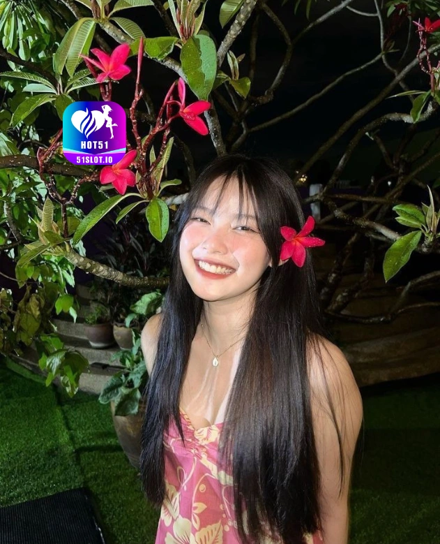 Putri Hutabarat HOT51