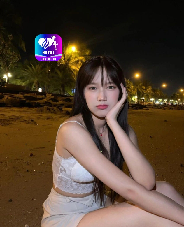 Putri Hutabarat HOT51