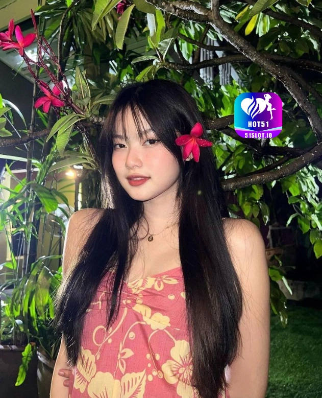 Putri Hutabarat HOT51