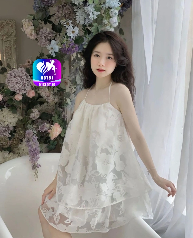 Putri Wijaya HOT51