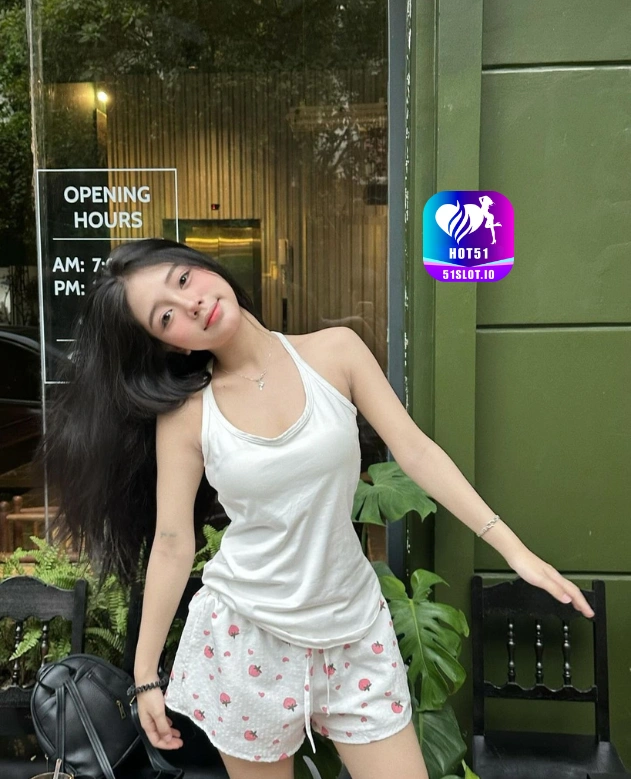Ratu Anggraini HOT51