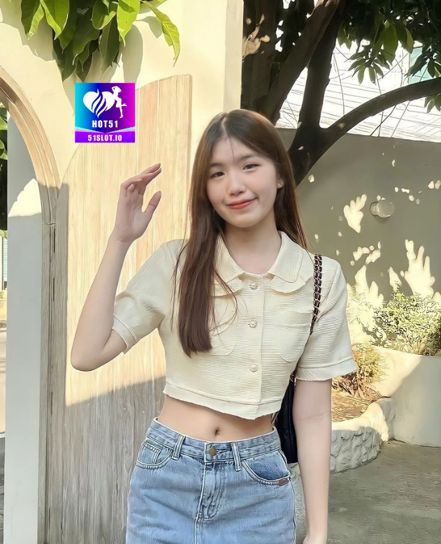Ratu Anggraini HOT51