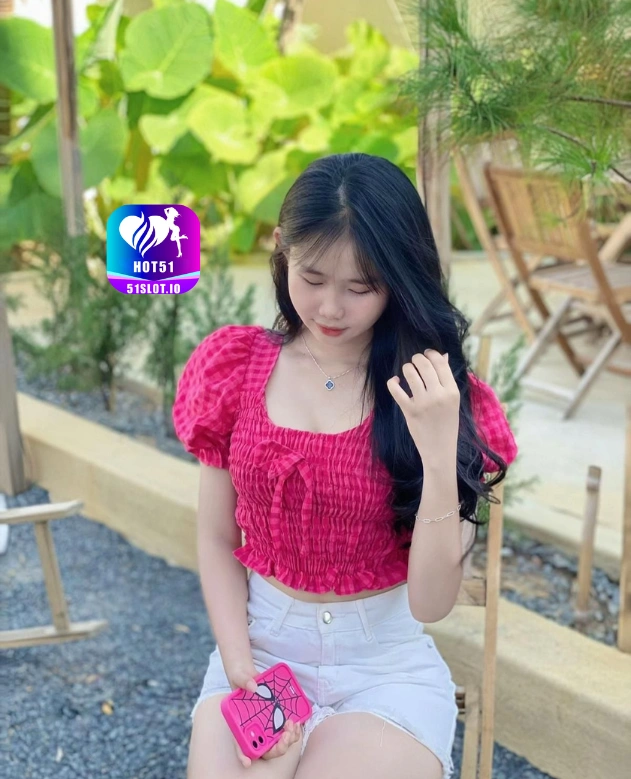 Ratu Pertiwi HOT51