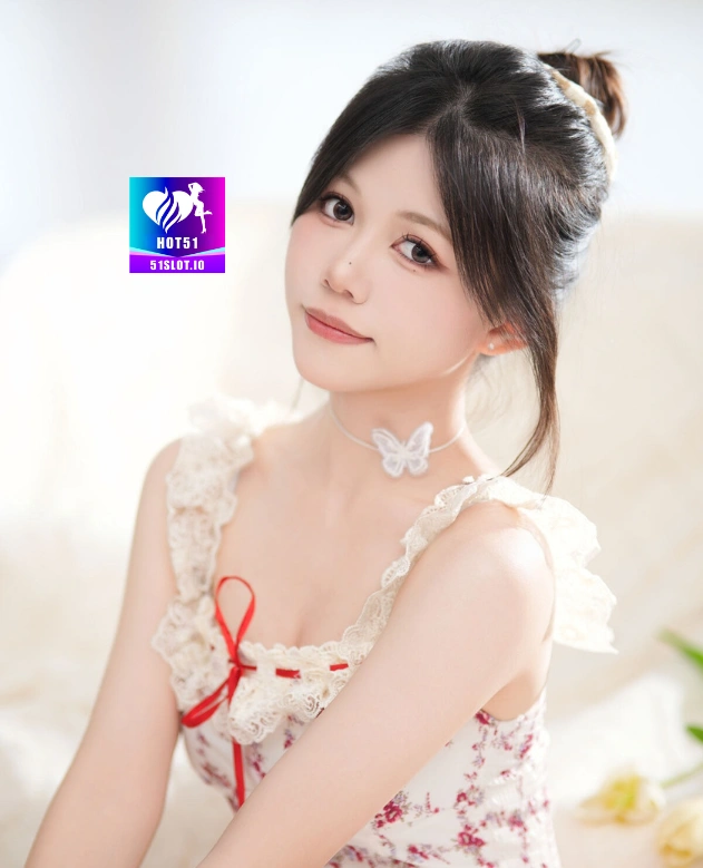 Ratu Rahmati HOT51