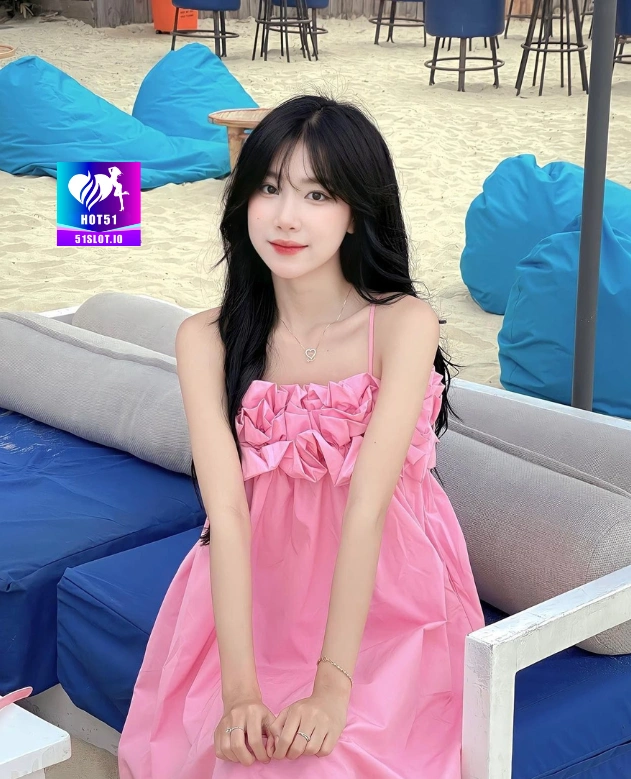 Ratu Wijaya HOT51