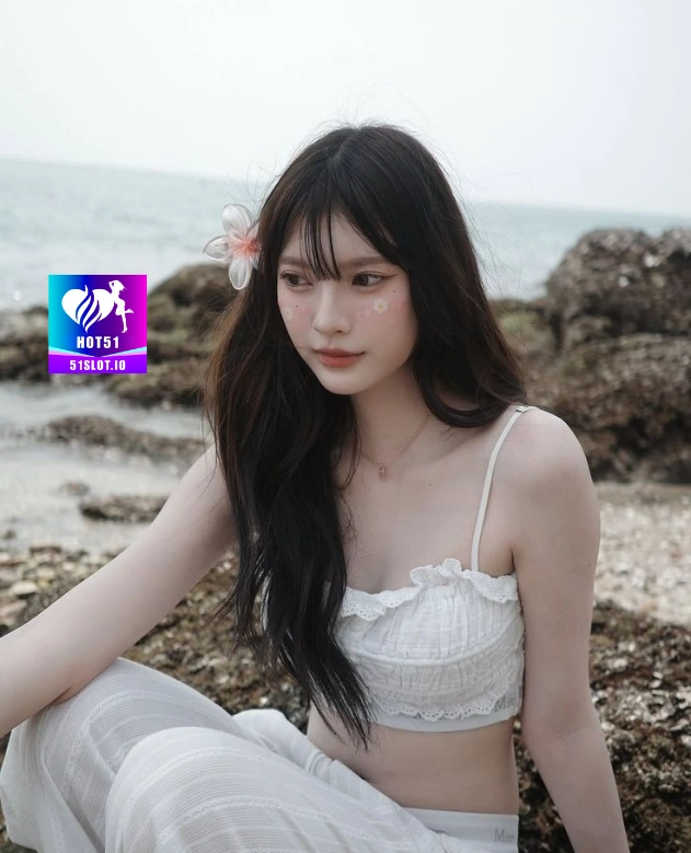Tari Santoso HOT51