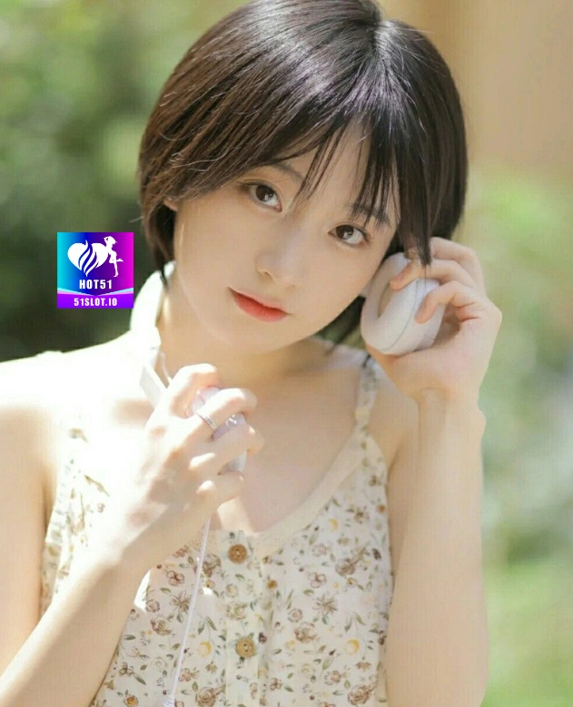 Tari Saputra HOT51