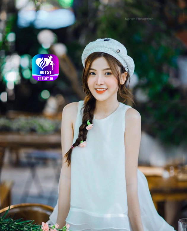 Tari Wijaya HOT51